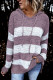Fioletowy sweter z dzianiny z rozcięciami po bokach