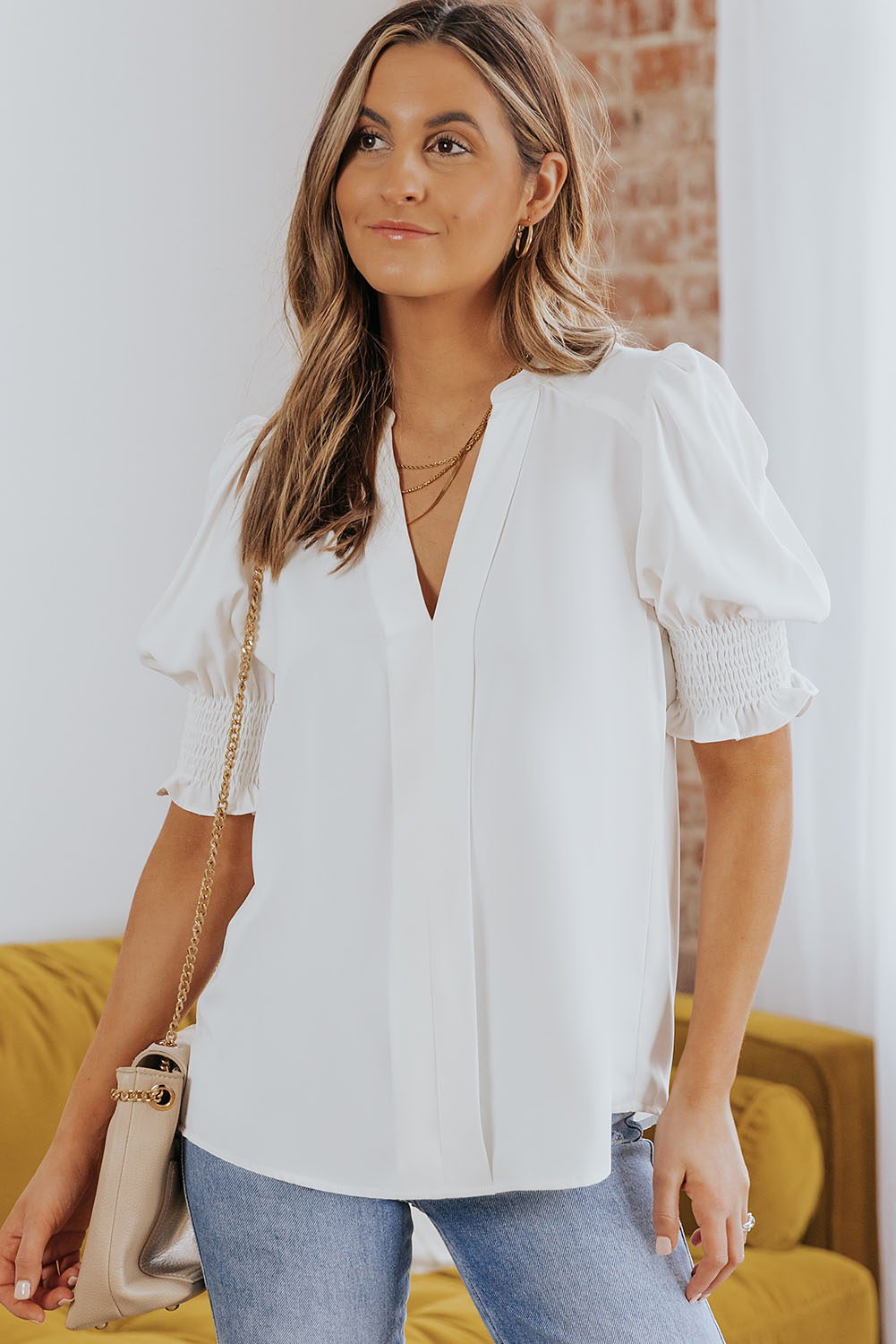 US$ 6.88 Drop-shipping White Solid Color Half Sleeve V Neck Blouse for ...