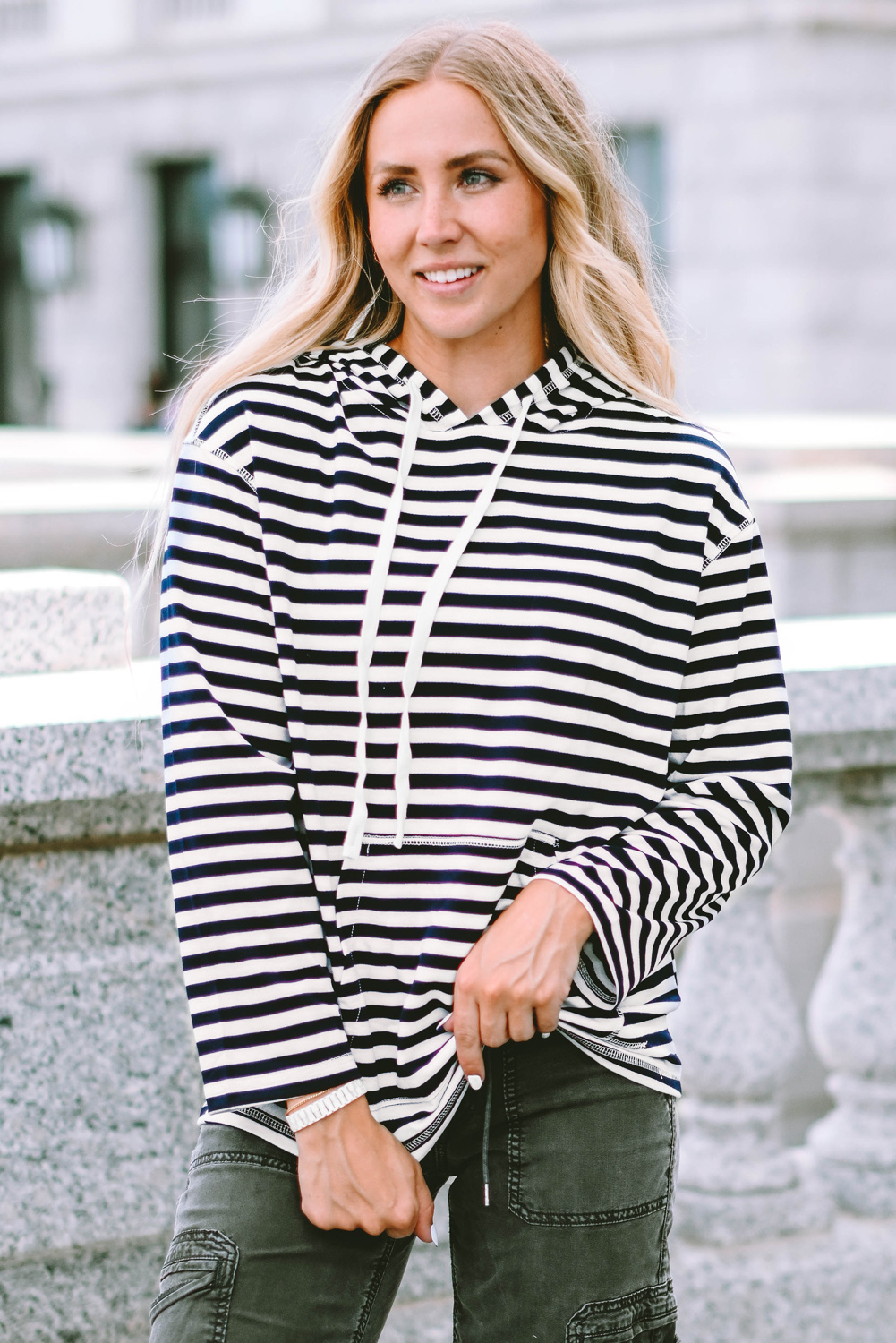 US$ 7.59 Drop-shipping Stripe Kangaroo Pocket Drawstring Hoodie for Women