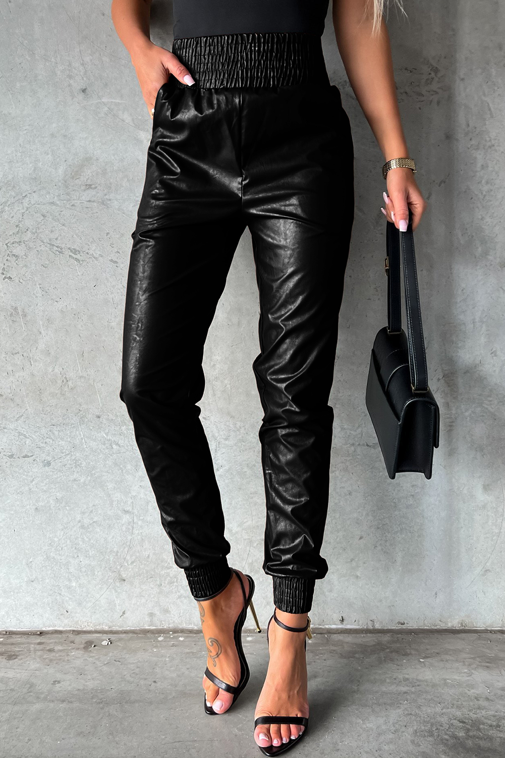 High waist leather pants | Slim-fit skinny trousers | Street style leather pants